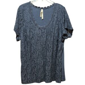 Elegant Lace Women's Top